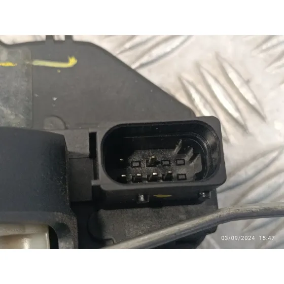 Cerradura Puerta Delantera Derecha para Opel Astra J Lim.