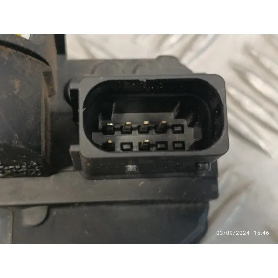 Cerradura Puerta Trasera Izquierda para Opel Astra J Lim.