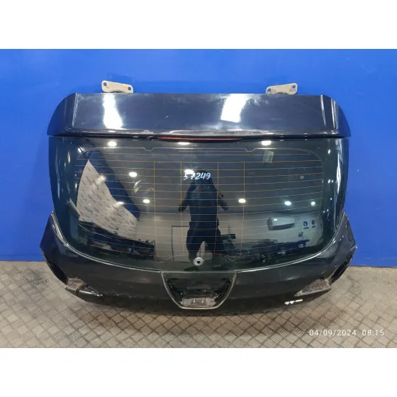 Porton Trasero para Opel Astra J Lim.