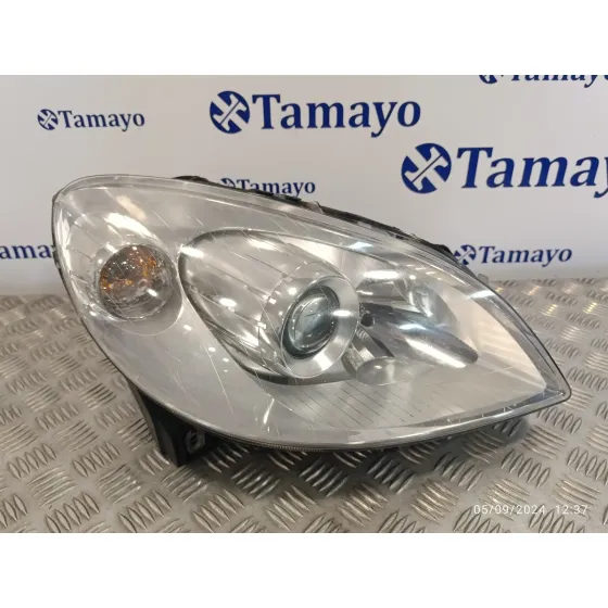 Faro Derecho para Mercedes-Benz Clase B (W245)