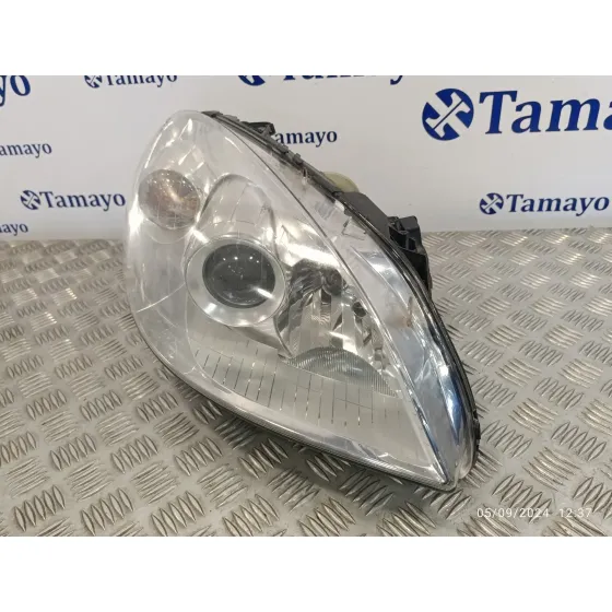 Faro Derecho para Mercedes-Benz Clase B (W245)
