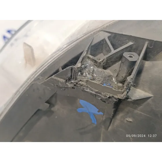 Faro Derecho para Mercedes-Benz Clase B (W245)