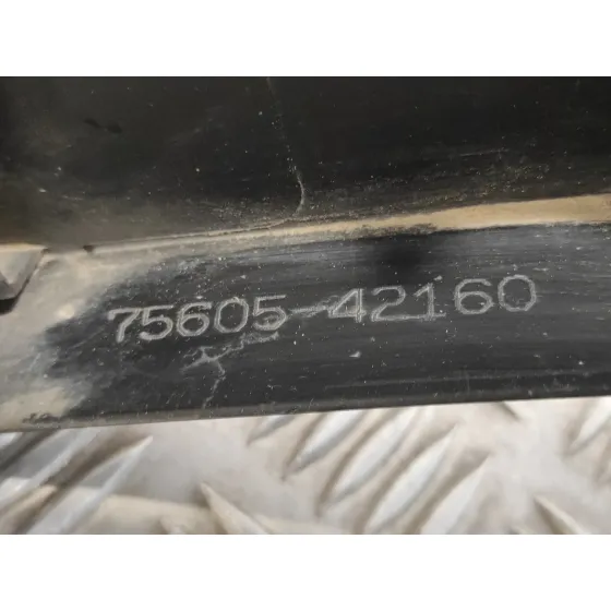 Aletin Trasero Derecho para Toyota Rav 4 V (_A5_, _H5_)
