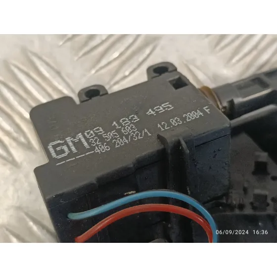 Maneta Exterior Porton para Opel Meriva