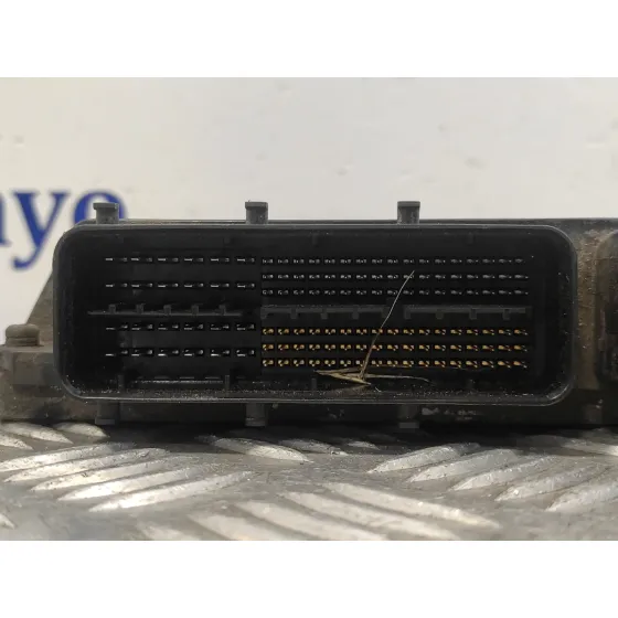 Centralita Motor Uce para Toyota Prius (Nhw30)