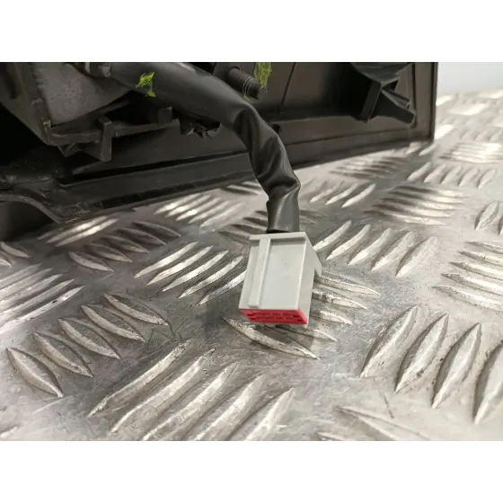 Retrovisor Derecho para Ford Focus Turnier (Cb4)
