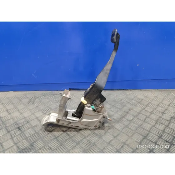 Pedal Acelerador para Nissan Navara Pick-Up (D40M)