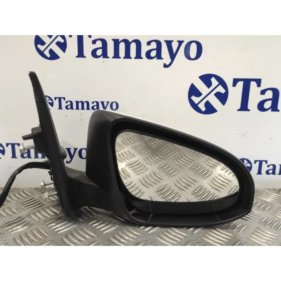 Retrovisor Derecho para Toyota Auris (_E18_)