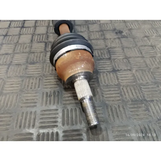 Transmision Delantera Izquierda para Ford Focus Lim.