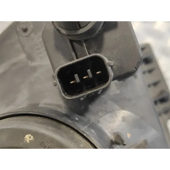 Faro Izquierdo para Suzuki Swift Berlina (Mz)