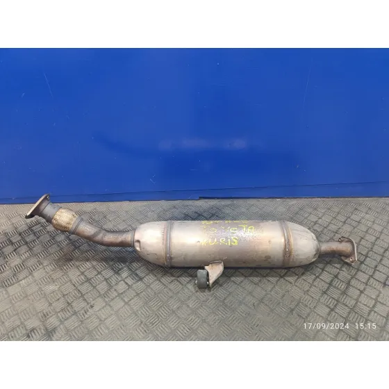Tubo Escape Central para Toyota Auris (_E18_)