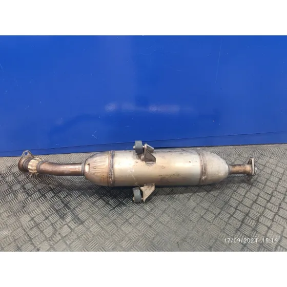Tubo Escape Central para Toyota Auris (_E18_)