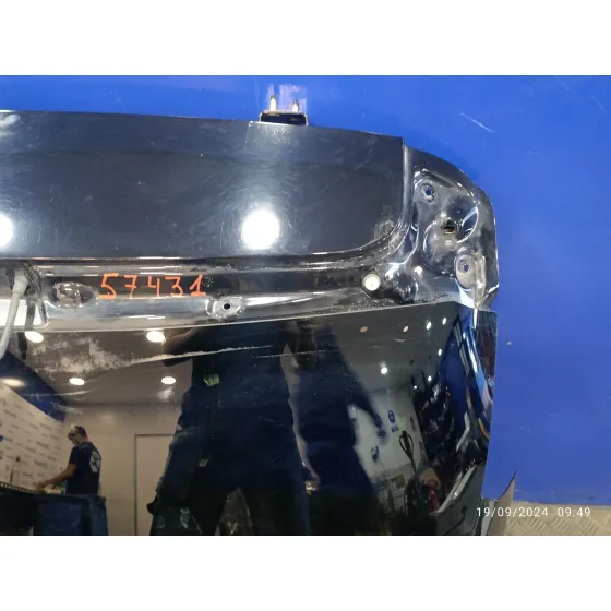 Porton Trasero para Ford Focus Lim.