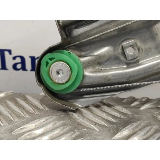 Elevalunas Trasero Derecho para Ford Focus Lim.