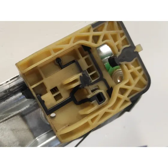 Elevalunas Trasero Derecho para Ford Focus Lim.