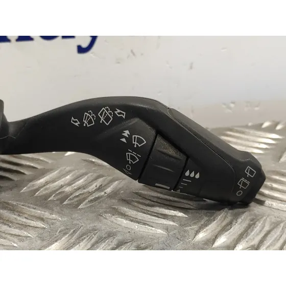 Mando Limpia para Ford Focus Lim.