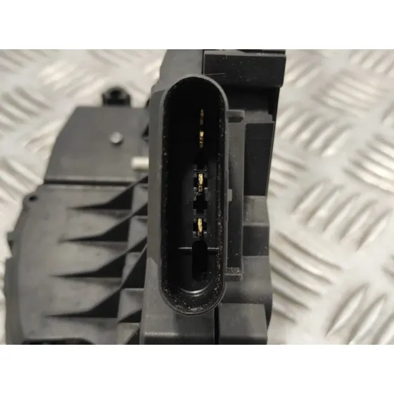 Cerradura Puerta Delantera Derecha para Ford Focus Lim.