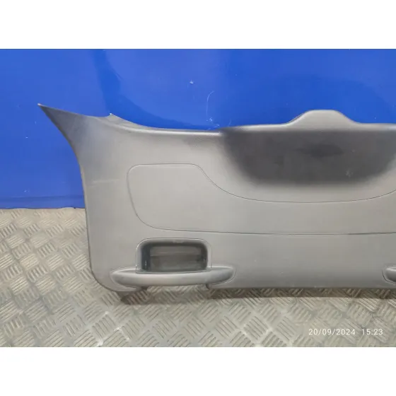 Guarnecido Porton Trasero para Ford Focus Lim.
