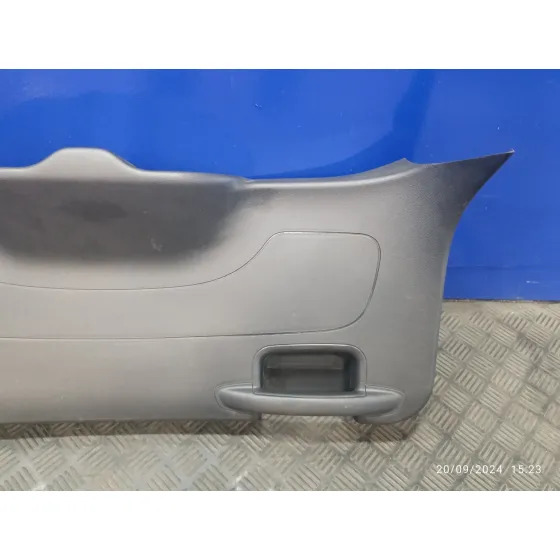 Guarnecido Porton Trasero para Ford Focus Lim.