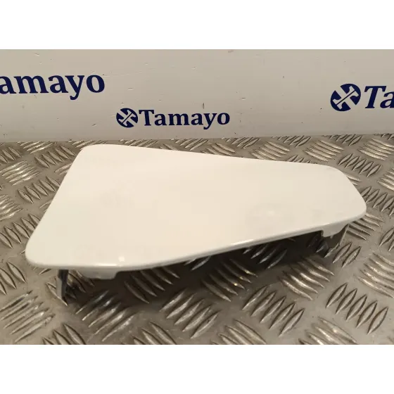 Tapa Exterior Combustible para Isuzu D-Max