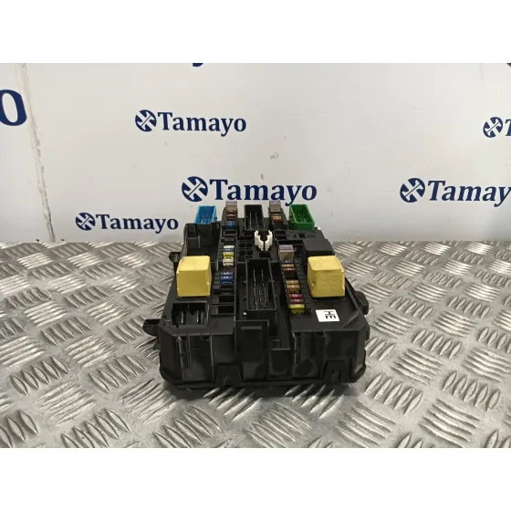 Caja Reles / Fusibles para Opel Astra Gtc