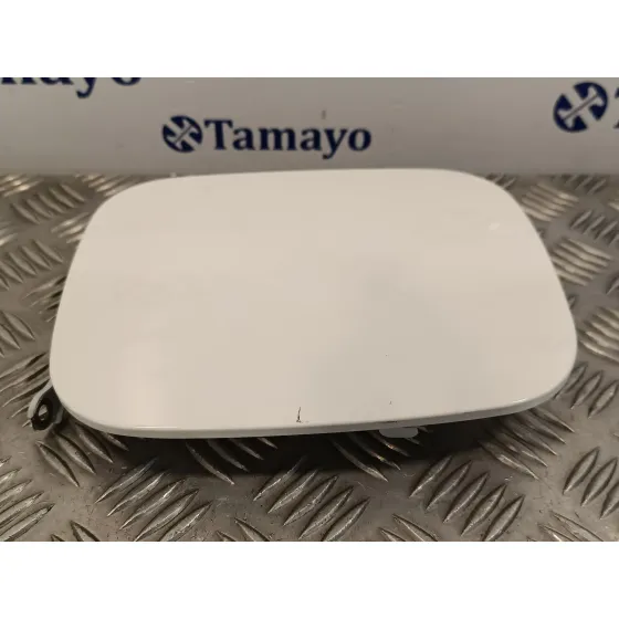 Tapa Exterior Combustible para Toyota Hilux (Kun)