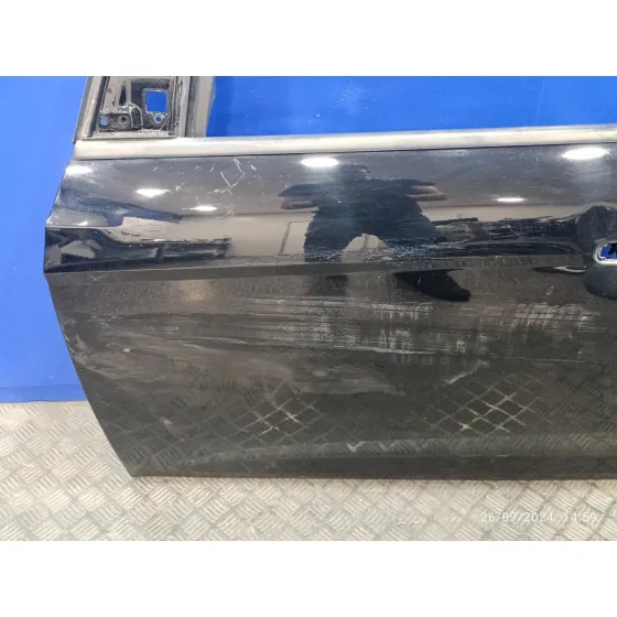 Puerta Delantera Izquierda para Ford Focus Lim.