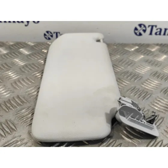 Parasol Izquierdo para Peugeot 2008 (--.2013->)