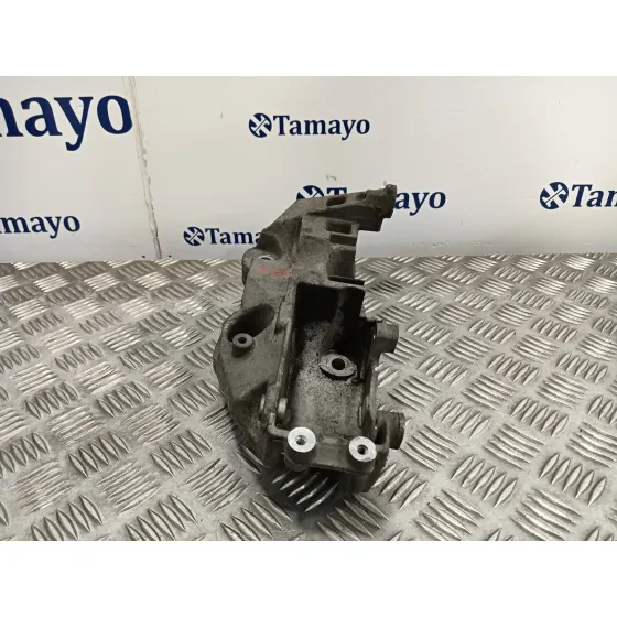 Soporte Alternador para Renault Trafic Combi (Ab 4.01)