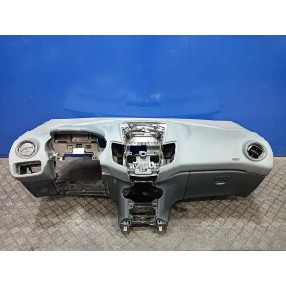 Salpicadero para Ford Fiesta (Cb1)