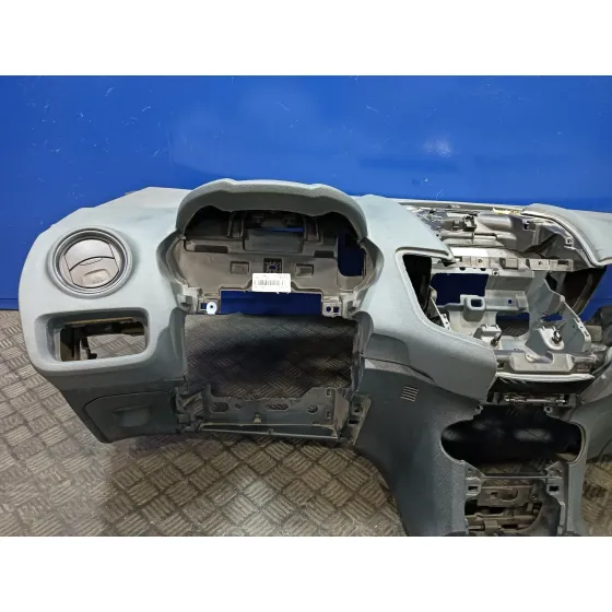 Salpicadero para Ford Fiesta (Cb1)