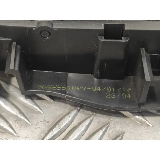 Maneta Interior Delantera Izquierda para Peugeot 2008 (--.2013->)