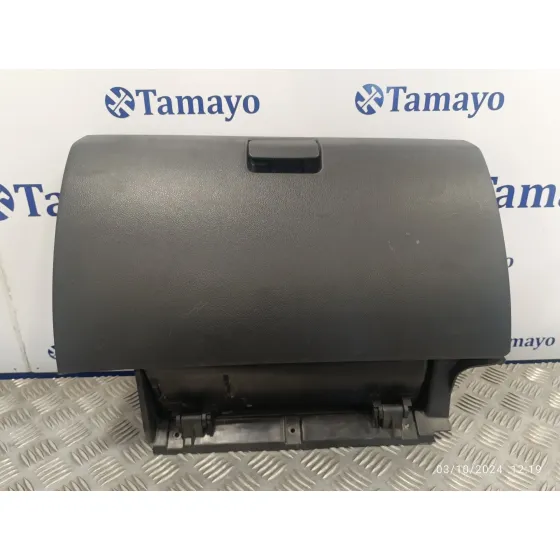 Guantera para Opel Antara