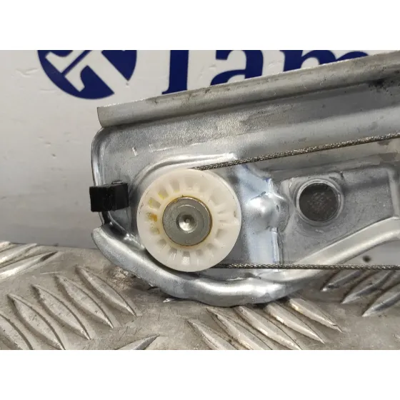 Elevalunas Delantero Izquierdo para Peugeot 2008 (--.2013->)