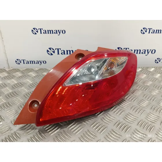 Piloto Trasero Derecho para Mazda 2 Lim. (De)