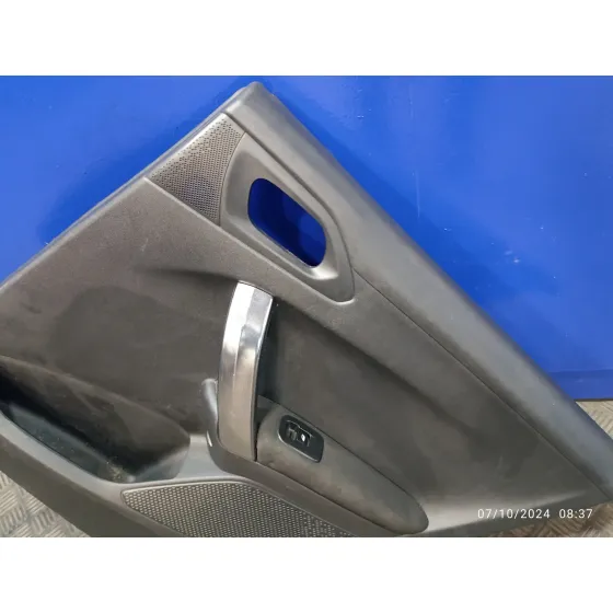 Guarnecido Puerta Trasera Derecha para Peugeot 2008 (--.2013->)