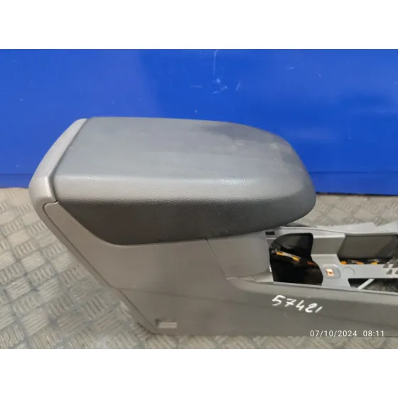 Apoyabrazos Central para Ford Focus Turnier (Cb4)
