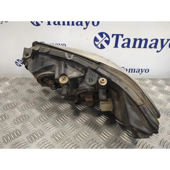 Faro Derecho para Opel Zafira A