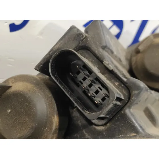 Faro Izquierdo para Volkswagen Passat Variant (3G5)