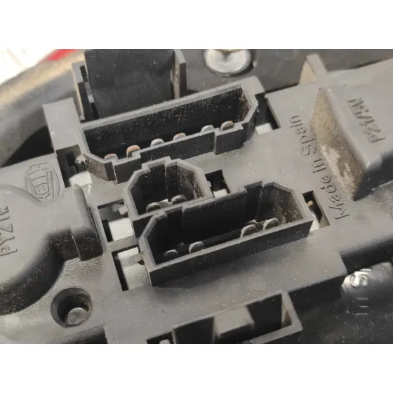 Piloto Trasero Izquierdo para Seat Toledo (1M2)
