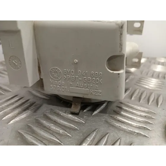 Faro Antiniebla Izquierdo para Skoda Fabia (6Y2/6Y3)