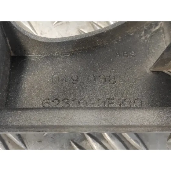Rejilla Delantera para Ford Maverick (Ml)