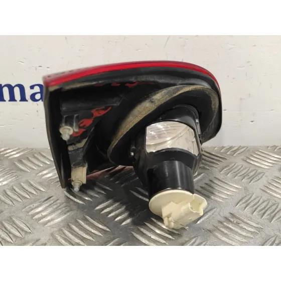 Piloto Trasero Derecho Interior para Nissan Qashqai (J10)