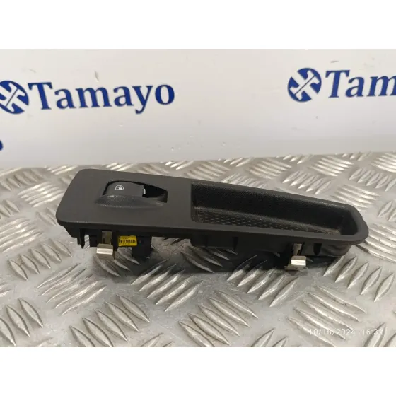 Mando Elevalunas Delantero Derecho para Fiat Bravo (198)