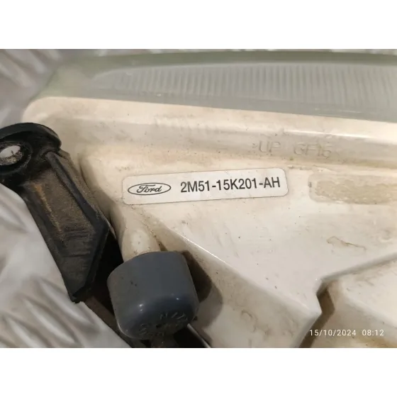 Faro Antiniebla Derecho para Ford Focus Berlina (Cak)