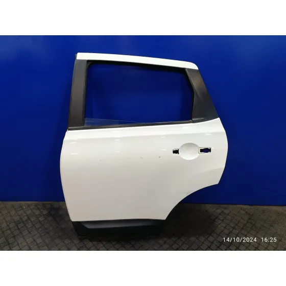 Puerta Trasera Izquierda para Nissan Qashqai (J10)