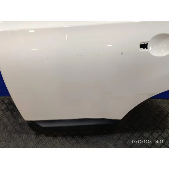 Puerta Trasera Izquierda para Nissan Qashqai (J10)