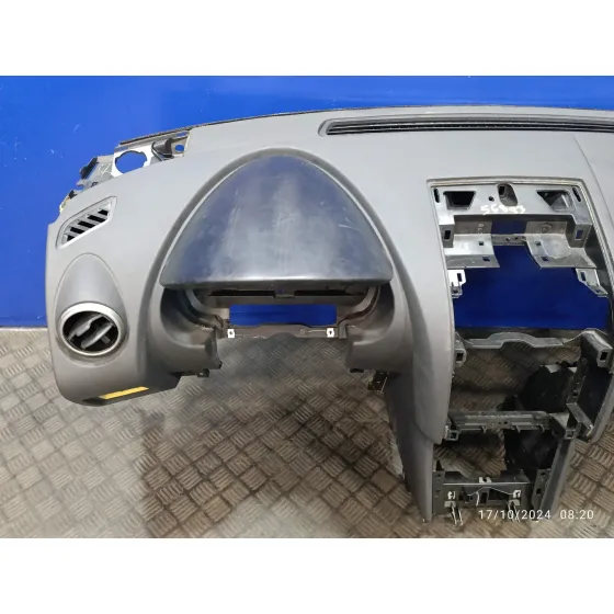 Salpicadero para Nissan Qashqai (J10)