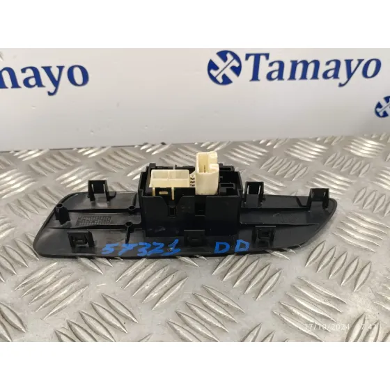 Mando Elevalunas Delantero Derecho para Toyota Yaris (Ncp1/Nlp1/Scp1)