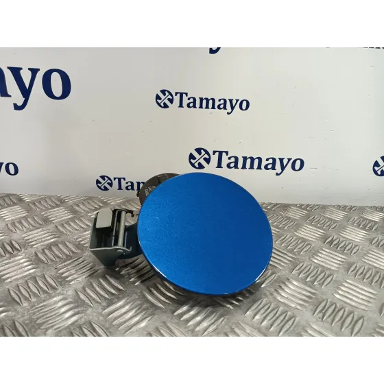 Tapa Exterior Combustible para Suzuki Swift Berlina (Mz)
